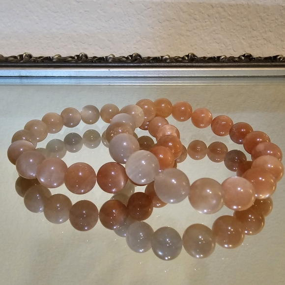 Moonstone - Picture 1 of 2